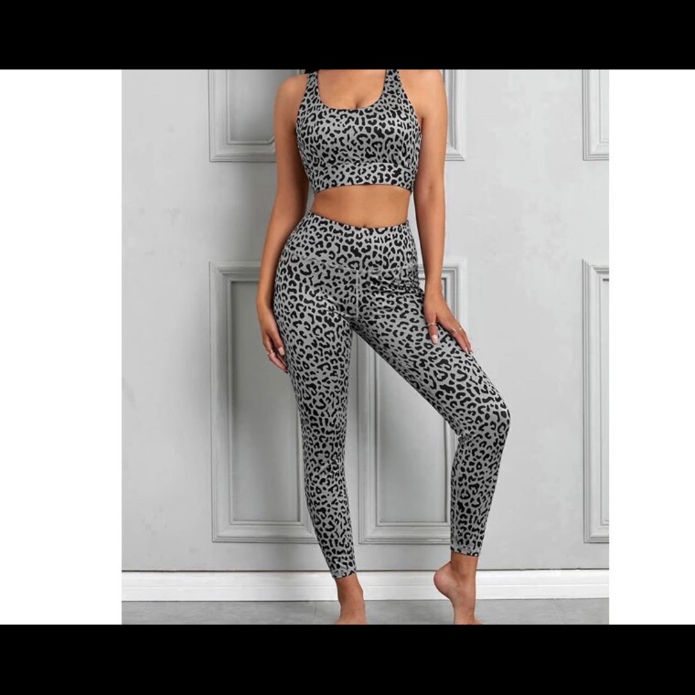 Women Active Wear set